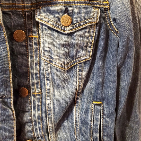 Aero distressed pleated Jean jacket. EUC Med - Picture 5 of 10